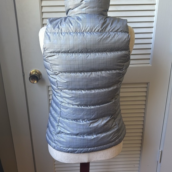 Lands end xs puffer vest black and white square pattern - Picture 4 of 6